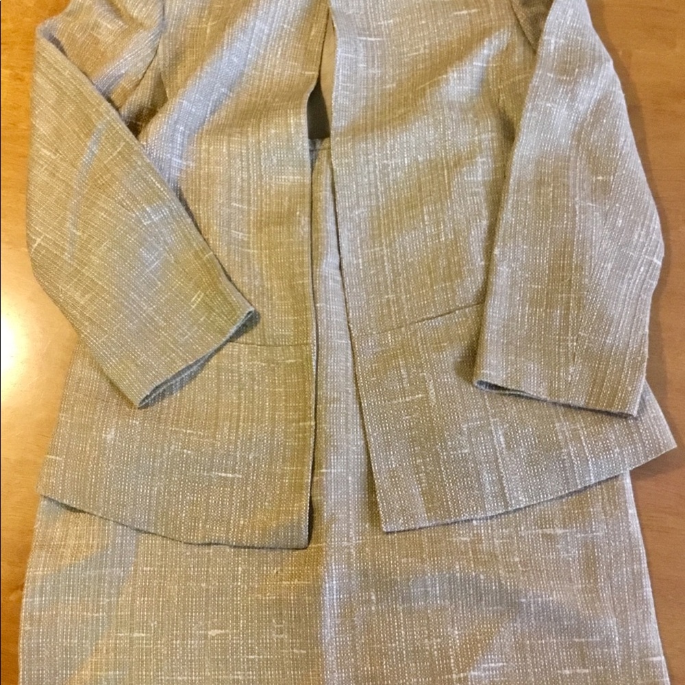 Dana Buchman blazer set size 6